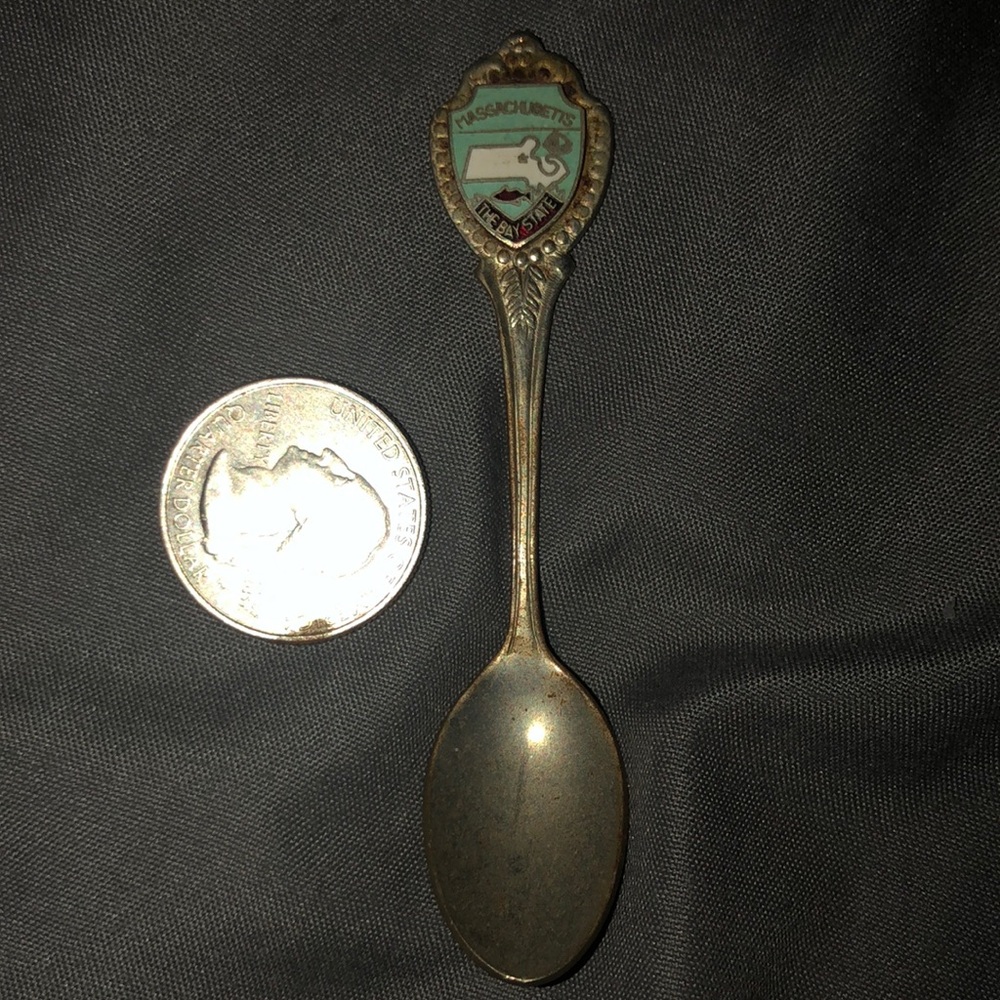 Massachusetts collectors spoon